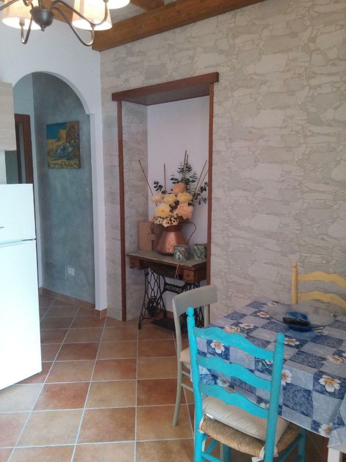 Alloggio Per Uso Turistico Da Margherita Fiuggi Luaran gambar
